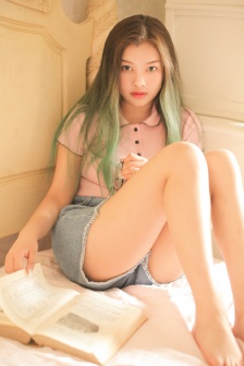 林娜荣